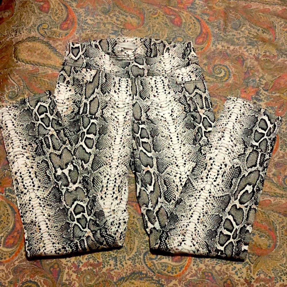 Van Heusen Stretch leggings (4)